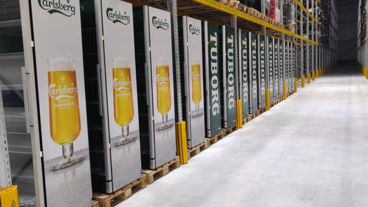 Køleskab med glaslåge 210 cm høj