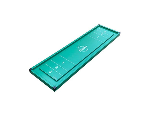 Tuborg Shuffleboard med pucks